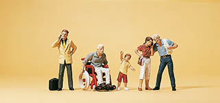 023-10469 - 1:87 - Passanten