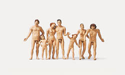 024-0282533 - Familie am FKK-Strand