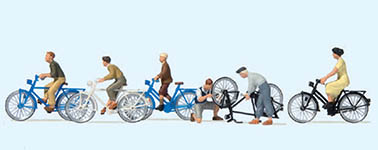 023-10716 - 1:87 - Jugendliche mit dem Fahrrad