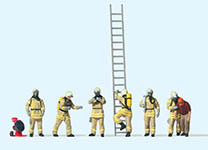 023-10774 - 1:87 - Feuerwehrleute in moderner Ei