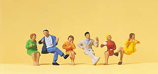 023-14103 - 1:87 - Sitzende Personen