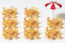 023-17201 - 1:87 - 8 Tische, 48 Stühle, 1 Sonnen