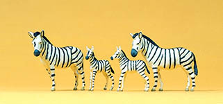 023-20387 - 1:87 - Zebras