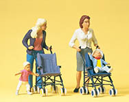 023-45114 - 1:22,5 - Frauen, Kinder, Buggy