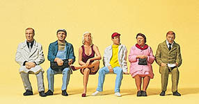 023-45154 - 1:22,5 - Sitzende Reisende