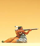 023-54617 - Indianer am Fels liegend, mit