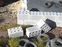 034-28332 - 1:87 Betonblöcke Noppen 8er - 30x