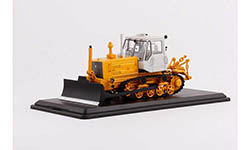 048-83SSM8015 - 1:43 - Caterpillar tractor T-150 w.pl