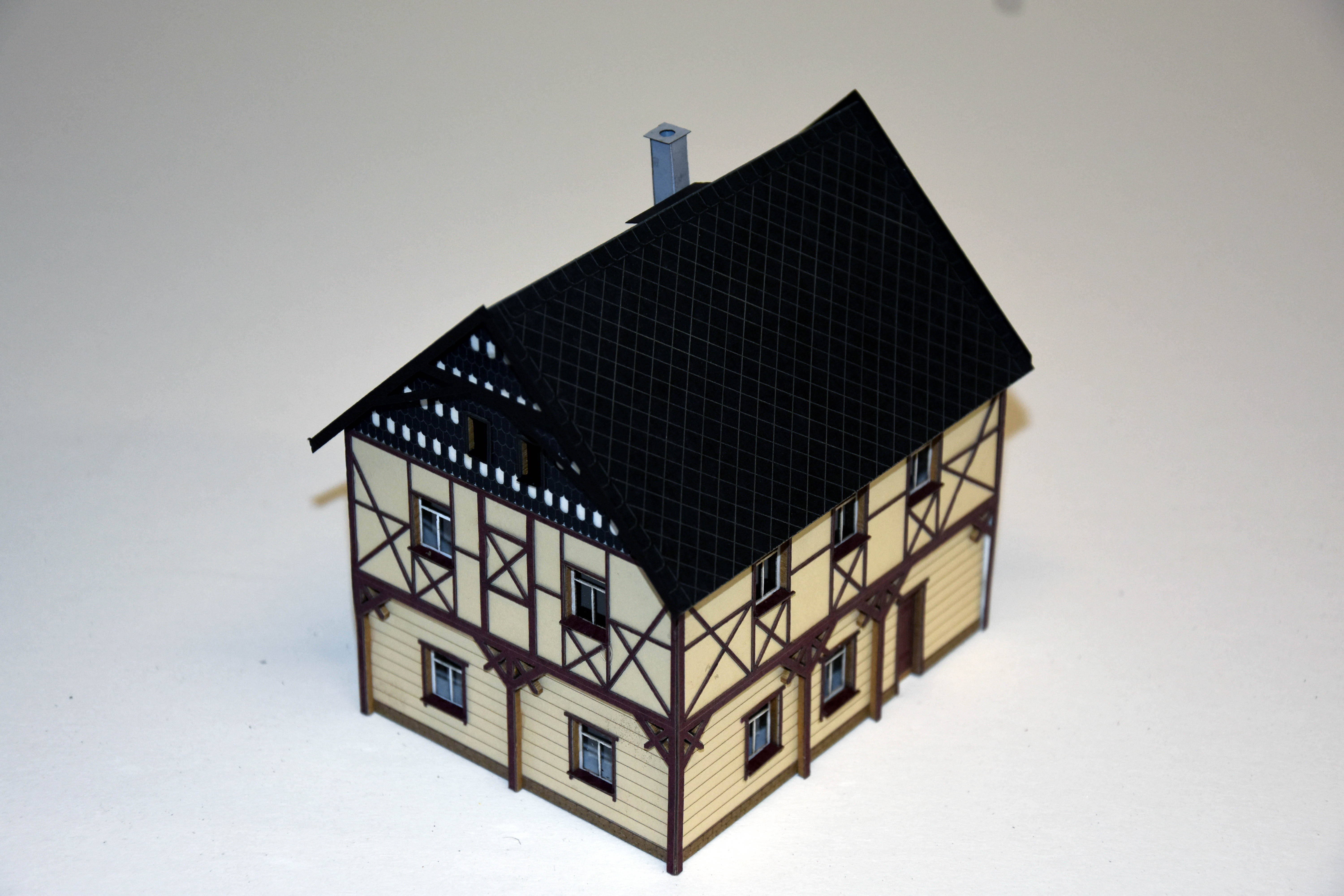 129-H060141c - H0 - Umgebindehaus Bad Schandau 1 - Fertigmodell